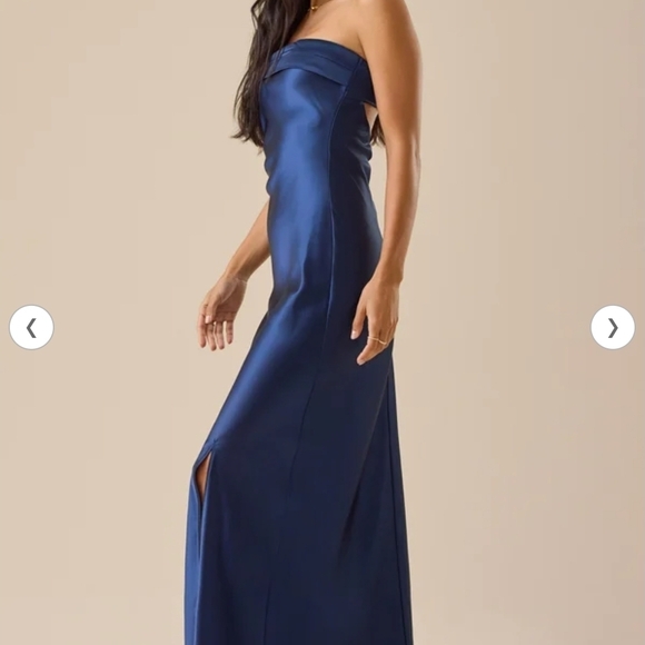 Elegant Blue Strapless Dress - Picture 4 of 4